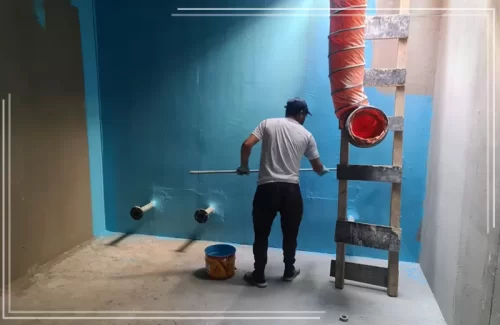 تنظيف وتعقيم لشركة عزل خزانات بجدة 0590598644 شركة عوازل العرب في شركة عوازل العرب يقوم باستخدام ادوات لتنظيف وتعقيم الخزان